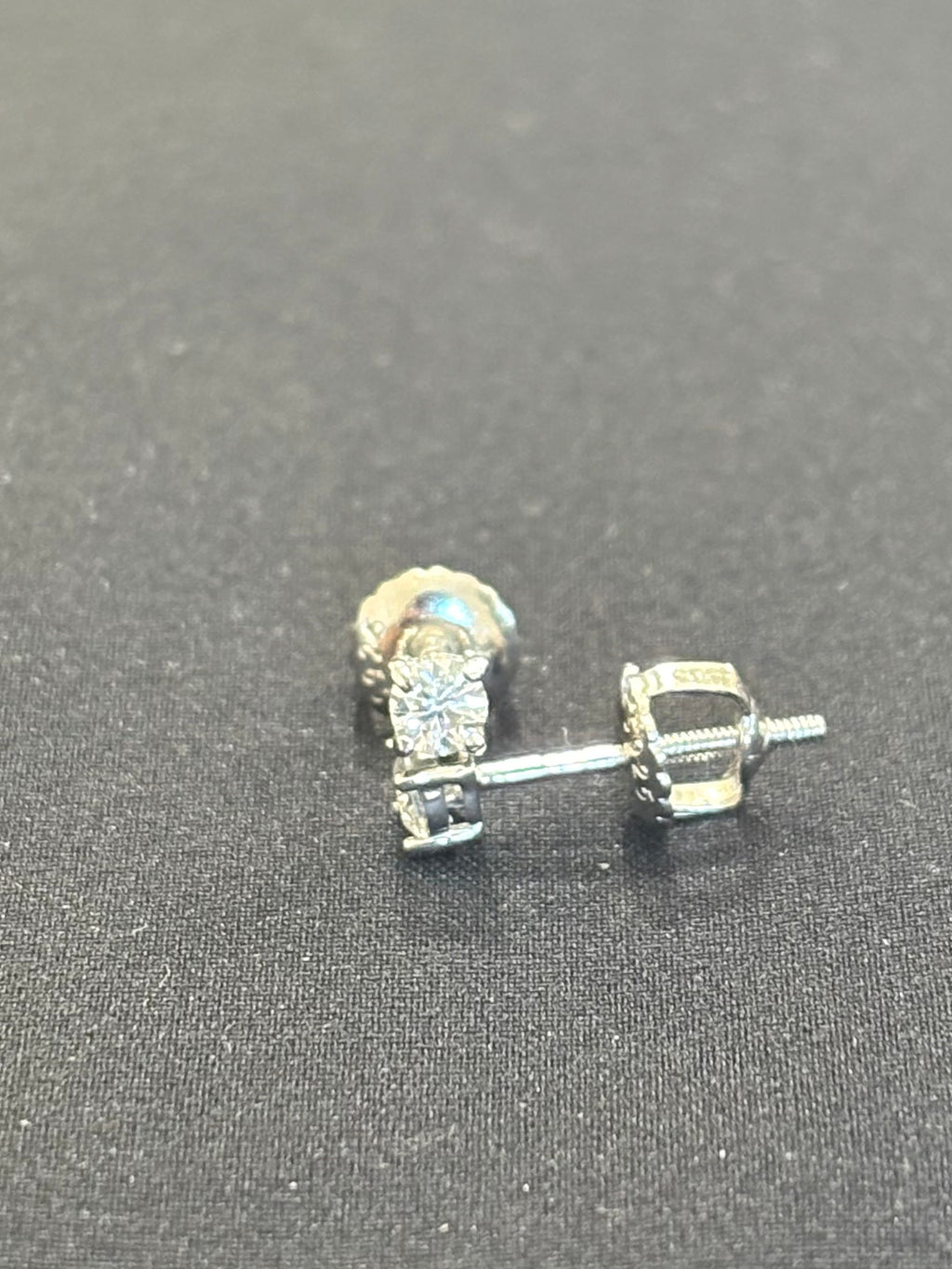3mm Moissanite stud earrings
